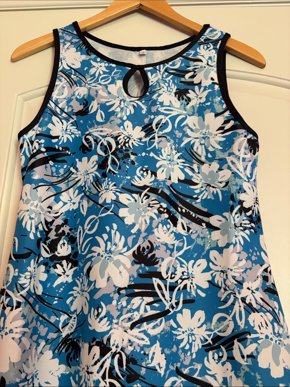 NUU MUU Small Sleeveless Blue Floral Shift Dress. - Picture 2 of 6